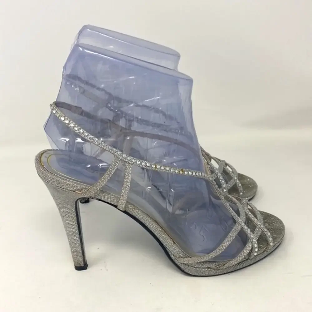 Vintage Silver glitter heels -‎ size 8.5B